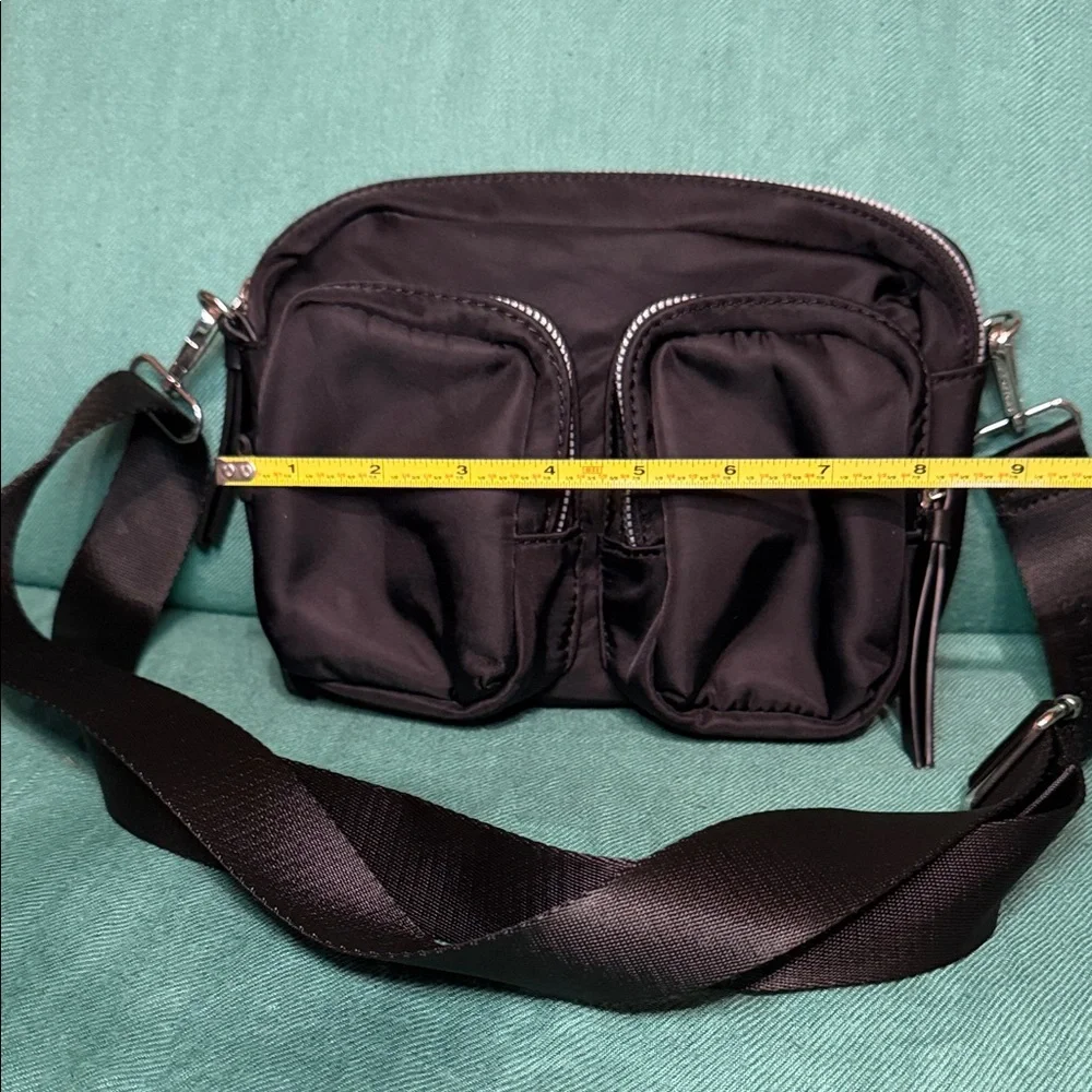 Stylish Black Messenger Bag with Adjustable Strap